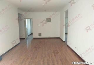 新华联一期 繁华地段 干净空房适合办公住家 - 西宁28生活网 xn.28life.com